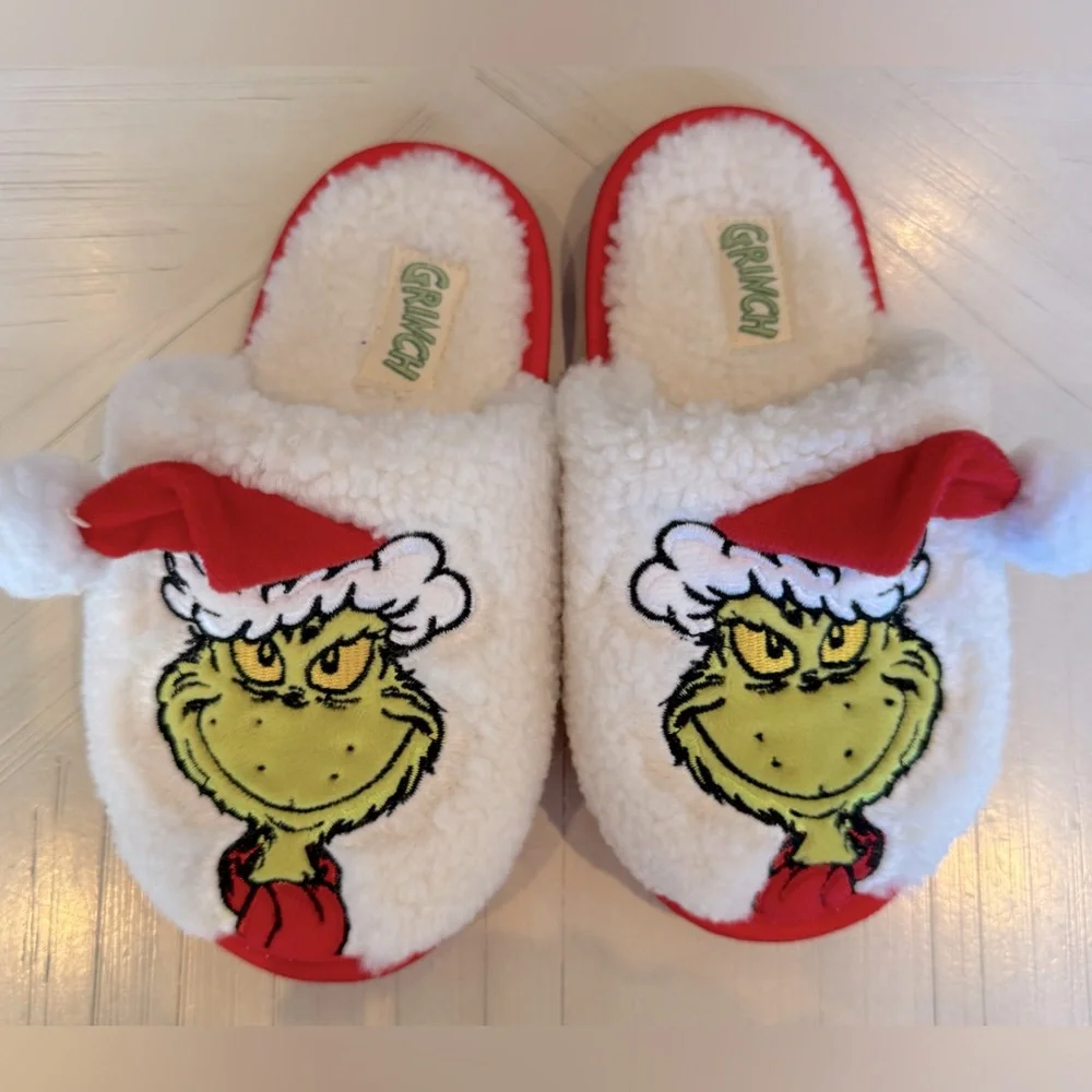 Official Dr. Seuss’ The Grinch Holiday Scuff Slippers – Kids Youth Small 11/12